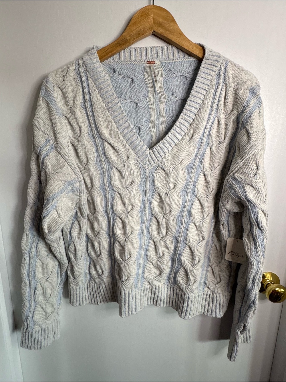 Free People NWT “On a Cloud” Cable Knit V-Neck Sweater Fisherman Boho Coastal